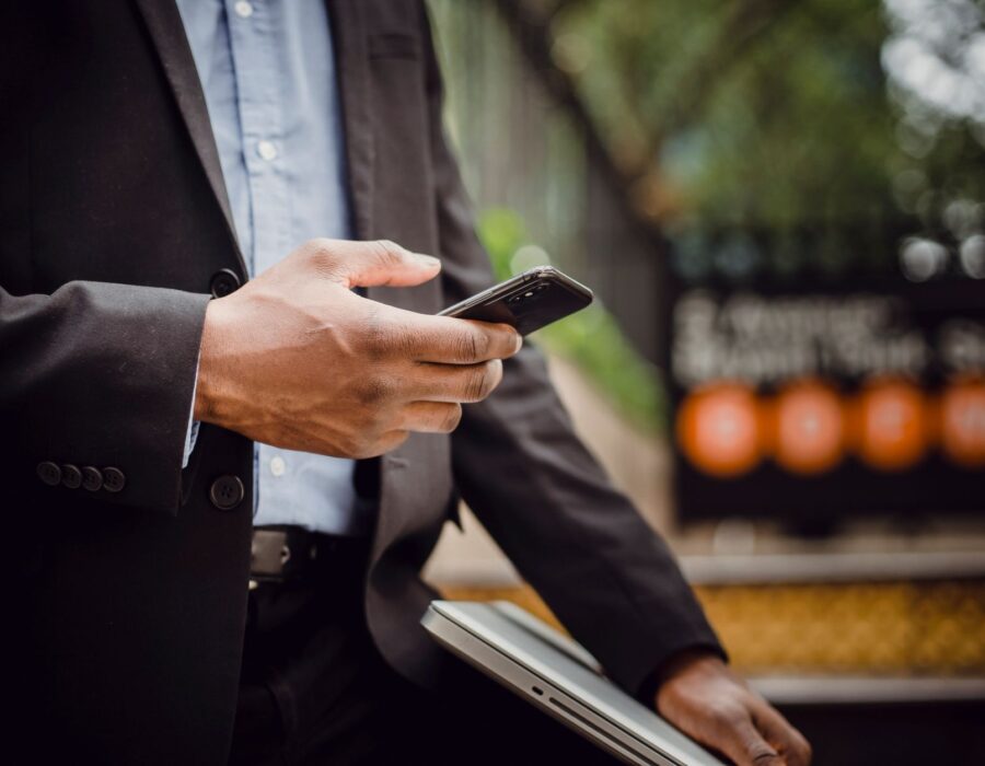 LinkedIn ile B2B Pazarlama: Karar Vericilere Ulaşmanın Yolu